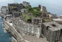 Ghost Towns of Tourism: Popular Hotspots That Are Now Abandoned